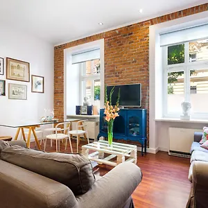 Tyzenhauz Comfort , Kraków Polska